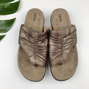 Taos Footwear Metallic Sandals